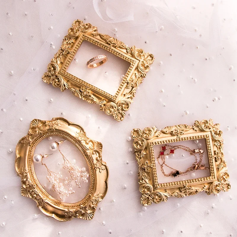 Resin Decoration Retro Embosse - Luxury Lifestyle Pictures 评论和价格