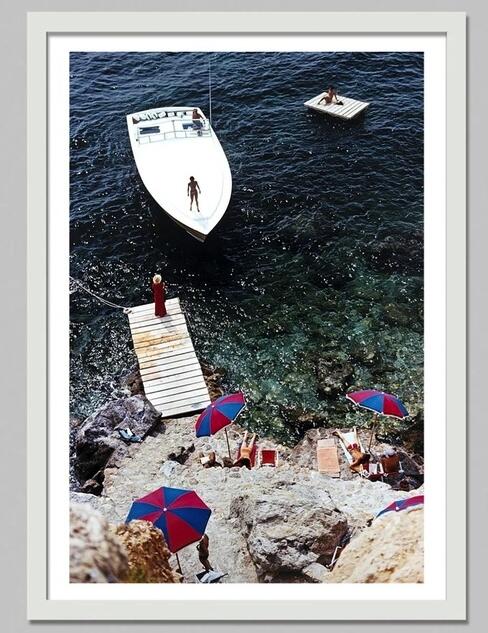 Retro Poolside Host Luxury Lif - Luxury Lifestyle Pictures 评论和价格