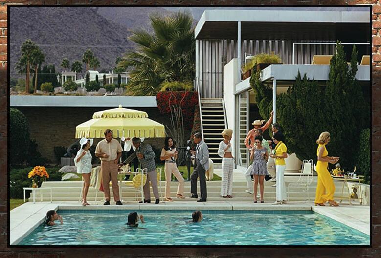 Retro Poolside Host Luxury Lif - Luxury Lifestyle Pictures 评论和价格