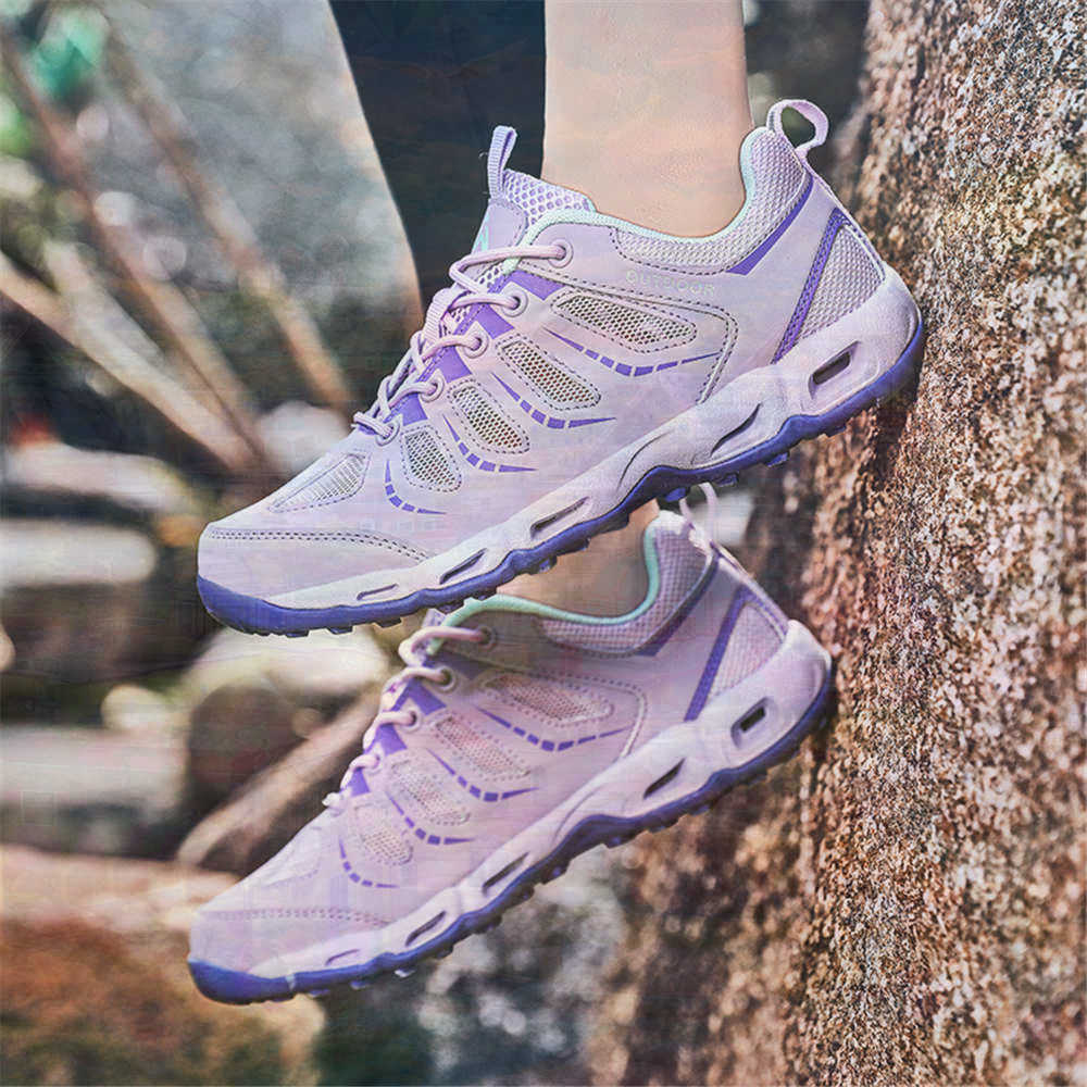 Sumer Round Tip Silver Sneaker - Luxury Lifestyle Shorts 评论和价格